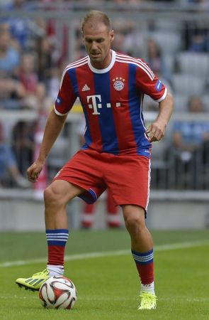 锁定首发的 锁定首发的