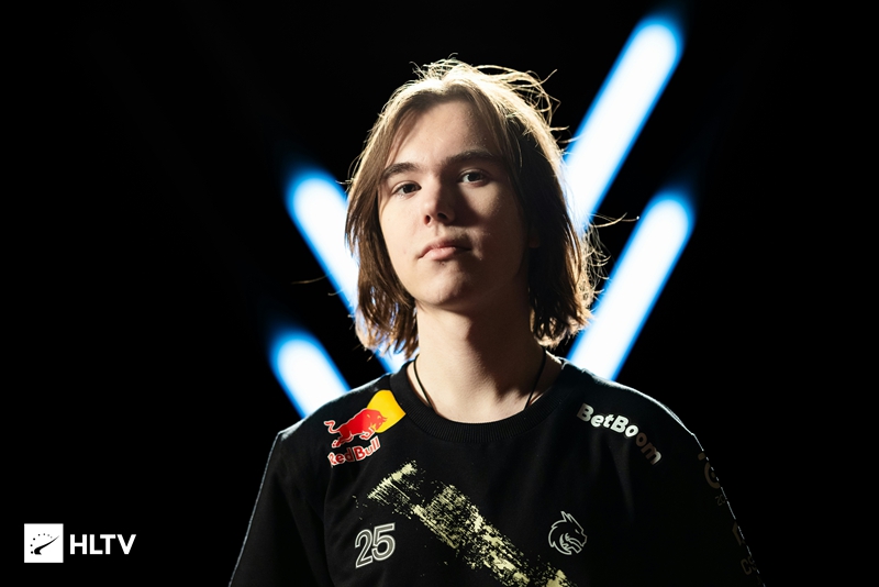 通过降薪与 通过降薪与